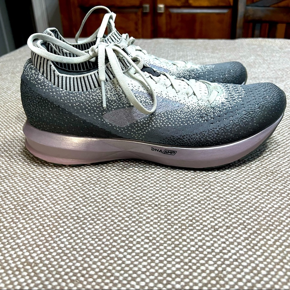 Brooks Levitate 2